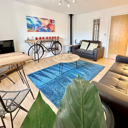 Riverside Apartment At Woodsmill Quay York Exterior photo